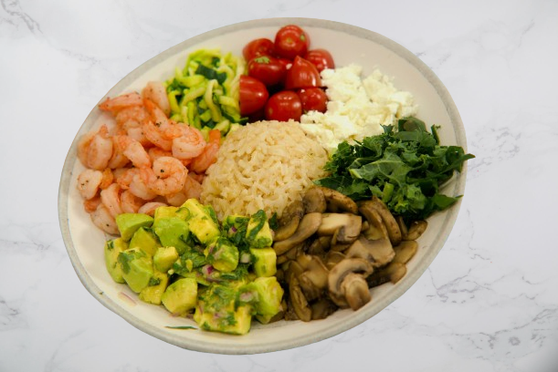 Rice bowl with veggies and prawns